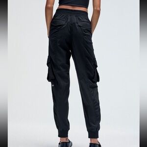 Lululemon mid rise dance studio cargo joggers